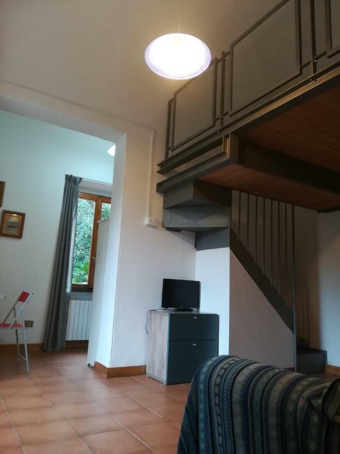 Monolocale in villa Castiglioncello Esterno foto